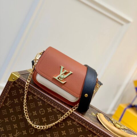 LV M59491 LOCKME TENDER 手袋