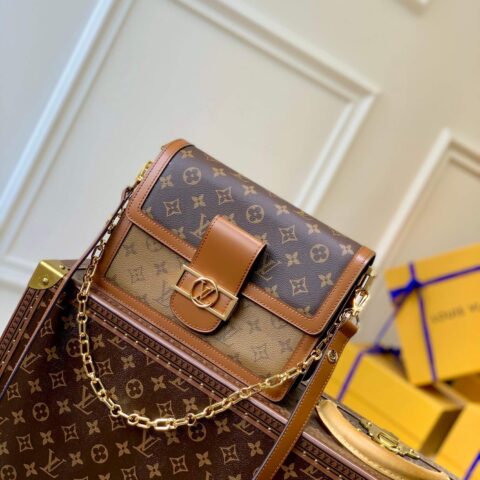 M45958 LV DAUPHINE MM BAG