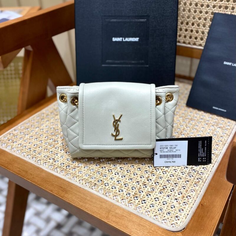 YSL 𝐌𝐢𝐧𝐢 𝐍𝐨𝐥𝐢𝐭𝐚 复古翻盖包 672738白色