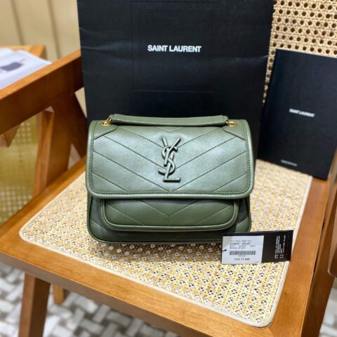 Saint laurent Ysl 𝑵𝒊𝒌𝒊 𝑳𝒂𝒎𝒃 22CM 小羊皮邮差包 533037/橄榄绿