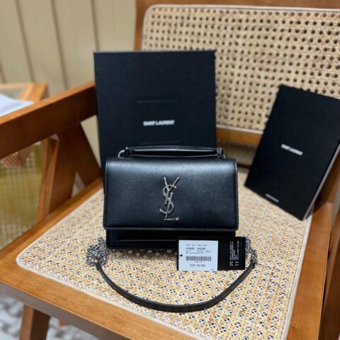 YSL 𝑺𝒖𝒏𝒔𝒆𝒕 𝑾𝒐𝒄 19CM 牙签纹日落包 533026黑色/银扣