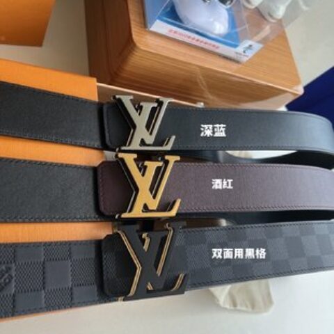 LV/路易威登   标志性LV Initiales标识男士40mm腰带