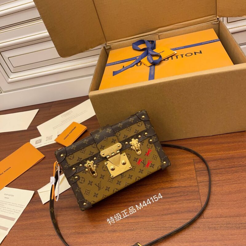 LV M44154 Petite Malle 盒子包