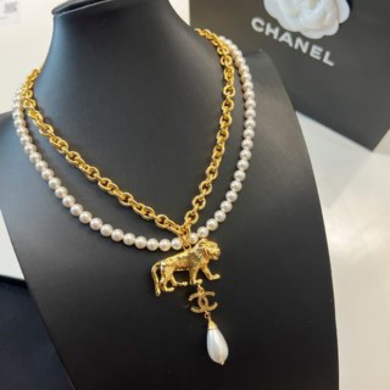 新款☑️CHANEL香奈儿双c珍珠狮子🦁项链