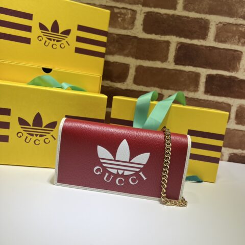 GUCCI古驰adidas x Gucci联名系列饰链带钱包621892