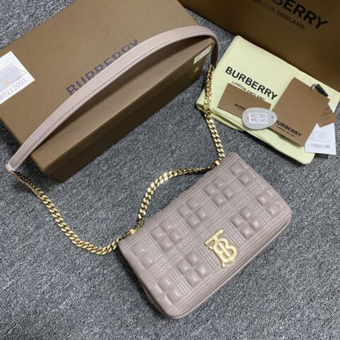 Burberry巴宝莉意大利鞣制羔羊皮Lola – 萝纳包