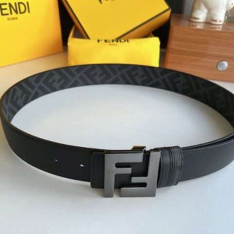 FENDI芬迪   双层负离子金属扣印花面料牛皮底内衬4.0cm宽度