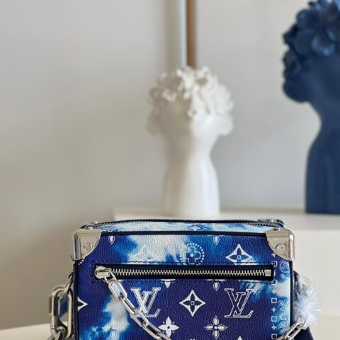 LV M20557 MINI SOFT TRUNK 盒子斜挎包