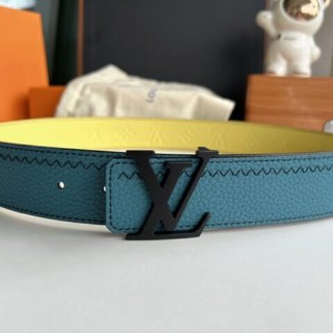 LV/路易威登   Monogram图案 lnitiales Color. Blocks双面腰带40mm