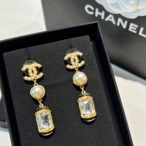 新款☑️CHANEL香奈儿c3双c 方钻珍珠耳钉耳环