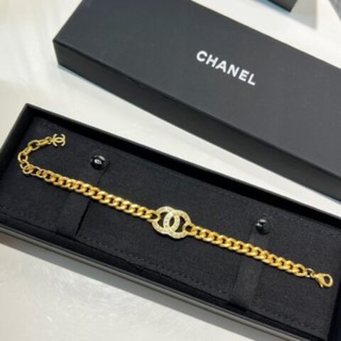 新款☑️CHANEL香奈儿金色双c满钻项链 手链