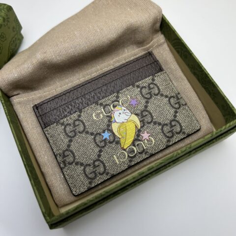 GUCCI古驰彩虹和星星Bananya印花卡片夹701064