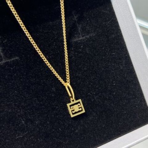 新款Celine赛琳金色凯旋门桃心耳钉项链