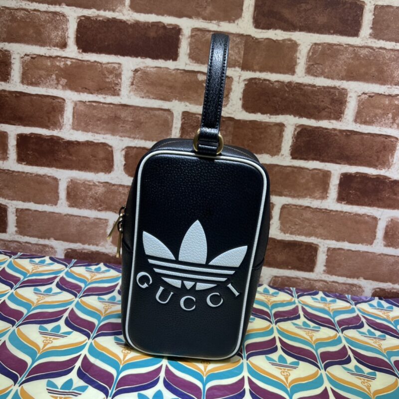 GUCCI古驰&阿迪达斯联名款迷你手提包702387