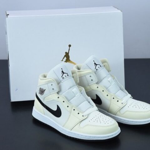 Air Jordan 1 Mid AJ1 乔1奶白椰奶 中邦篮球鞋 货号：BQ6472-121