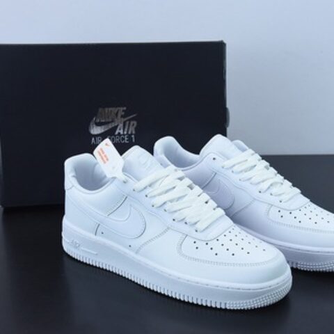 Nk Air Force 1'07 Low "Fresh" 空军一号全皮纯白低帮休闲板鞋 货号：DM0211-100