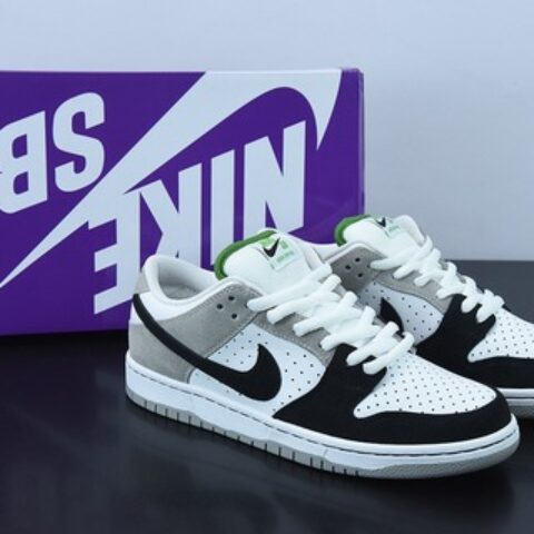 M00M5 纯原 NK SB Dunk Low "Chloroph yll" 灰白黑 叶绿素低帮休闲运动滑板板鞋 货号：BQ6817-011
