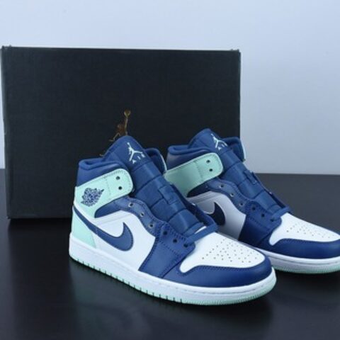 D01D4 纯原版 NK Air Jordan 1 Mid AJ1蓝薄荷 乔1中帮文化篮球鞋 货号：554724-413