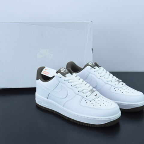 K05L3纯原 Air Force 1 Nike Low 白褐色  空军一号低帮 货号：DO5220 162