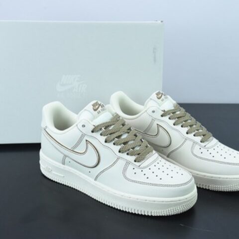 Nike Air Force 1 Low 米棕线 3M 满天星空军一号低帮运动鞋  货号：315122-808