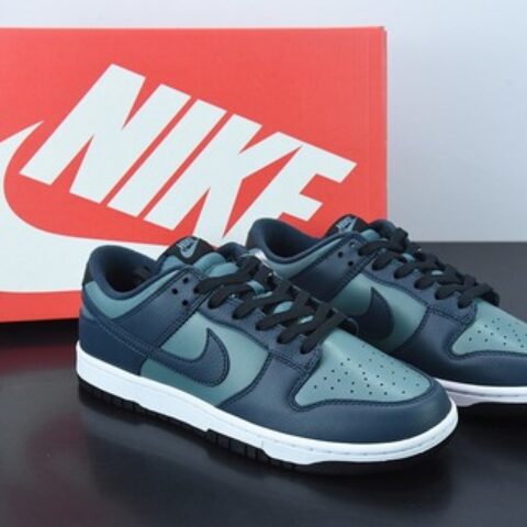 NK Dunk Low " Ocean" 墨水蓝低帮运动休闲板鞋 货号：DR9705-300