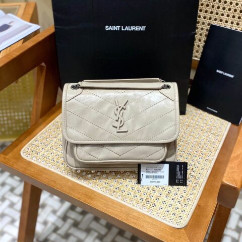 YSL Niki 22CM 邮差包 633151奶茶色/银链