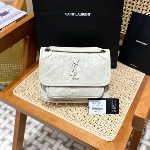 YSL Niki 22CM 邮差包 633151奶白色/银链