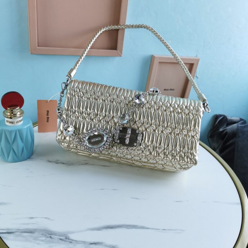 MIUMIU缪缪小提花皱褶凸纹压花钻石链条包5BD233