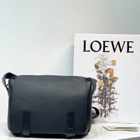 LOEWE罗意威 Military Messenger最新版信使包 0339黑色