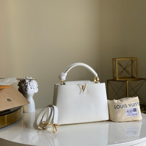 M55832 LV CAPUCINES BB BAG