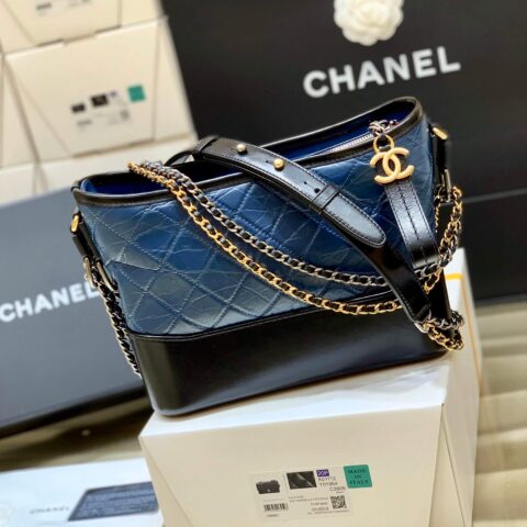 CHANEL Gabrielle hobo bag 中号流浪包 AS1521蓝色