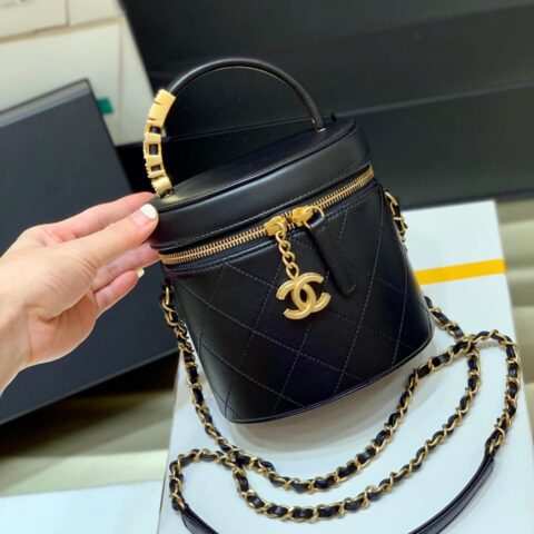 CHANEL 2020秋冬限量版小水桶 AS2061