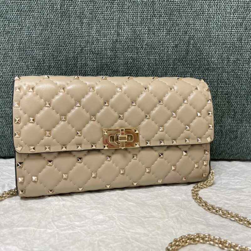 valentino华伦天奴铆钉羊皮单肩包手包0137