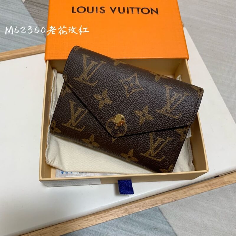 LV M41938 VICTORINE 钱夹
