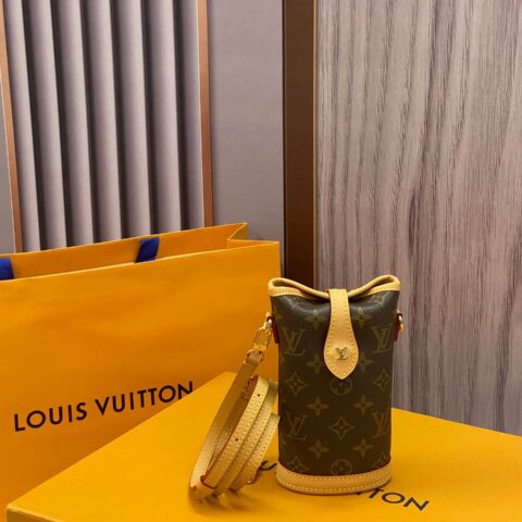 M80874 LV FOLD ME 手拿包