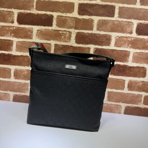 GUCCI古驰经典双G帆布时尚单肩斜挎包189751