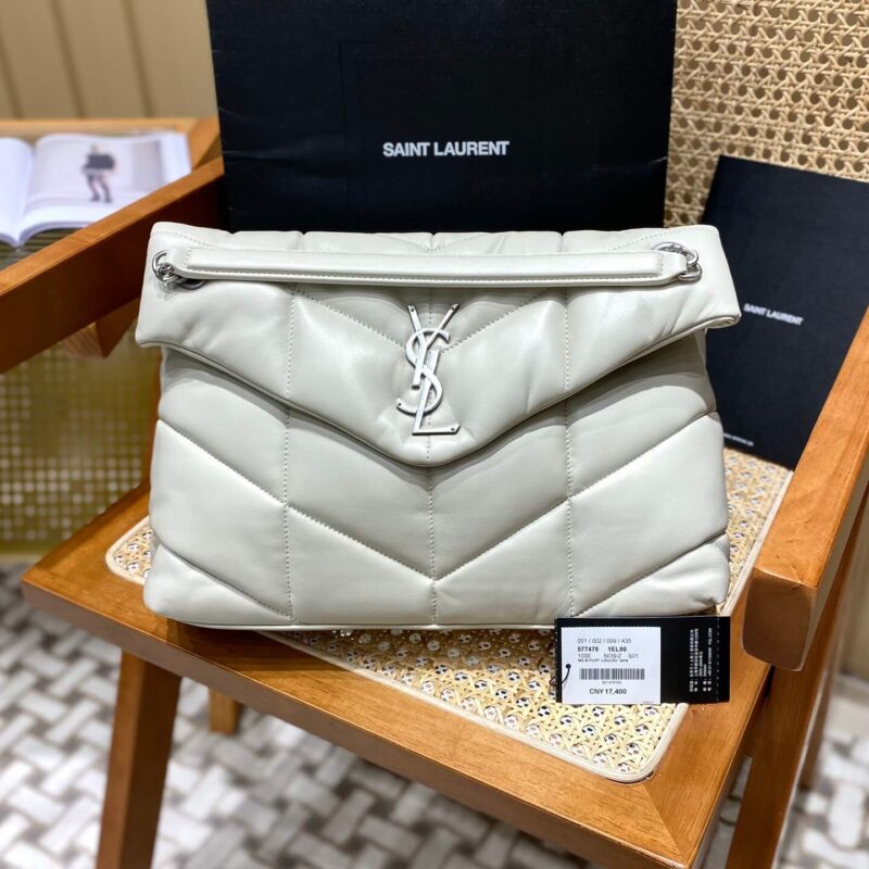 YSL LOULOU PUFFER 35CM 绗缝小羊皮包 577475白色/银扣