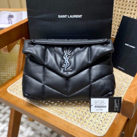 YSL LOULOU PUFFER 29CM 绗缝小羊皮包 577476黑色/黑扣