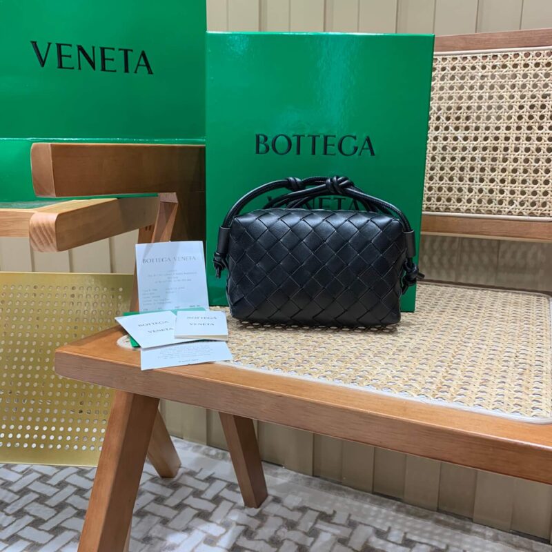 Bottega Veneta LOOP 编织小方包 666683黑色