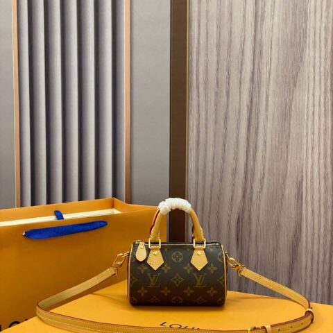 M81085 LV 新版肩带可以拆卸 NANO SPEEDY 手袋