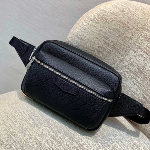 M33438 LV OUTDOOR BUMBAG