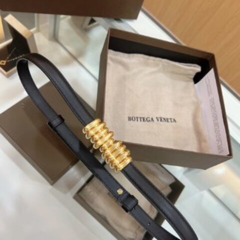 BV葆碟家  棕金金属扣缠绕式不规则设计金色圆环装饰束腰腰带