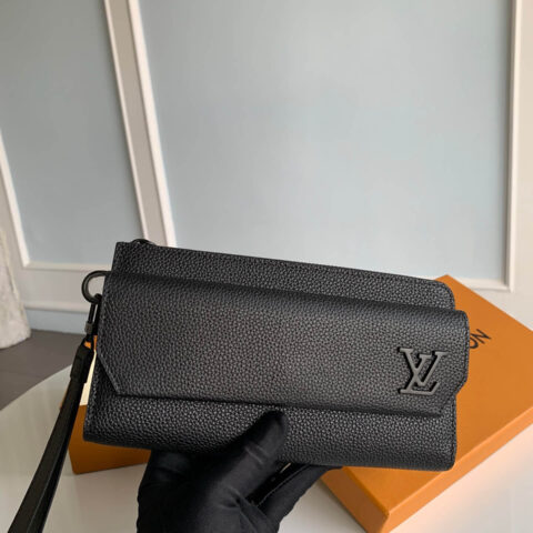 M69831 LV NEW LONG WALLET