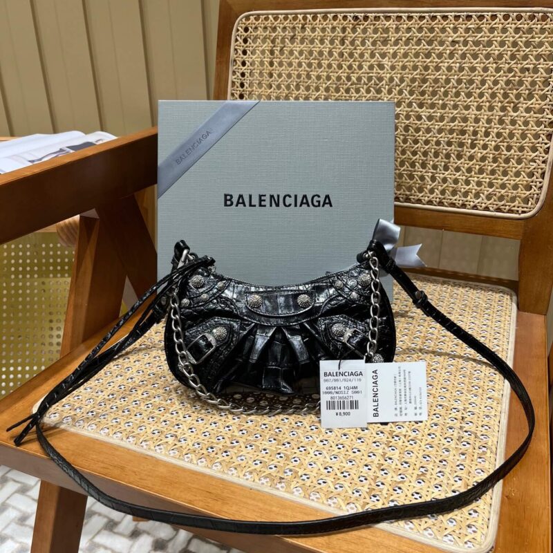 Balenciaga Le Cagole Mini 20CM 黑色鳄鱼纹月牙包 695814