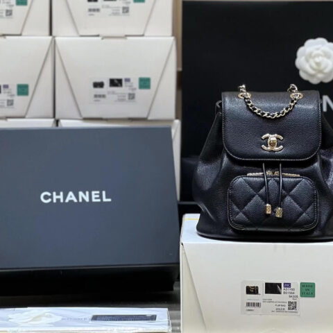 CHANEL 22b 秋冬新款预告系列双肩小背包 AS3530黑色
