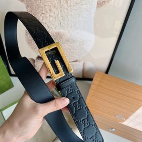 Gucci古驰G字金属旋转夹扣，搭配头层牛皮压纹纹理腰带3.5mm