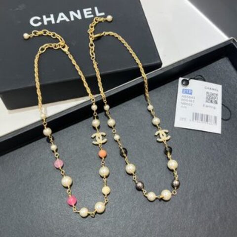 新款☑️CHANEL香奈儿双c彩色珍珠项链