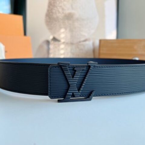 LV/路易威登   原单品质LV  Initiales. 40mm黑色水波纹腰带