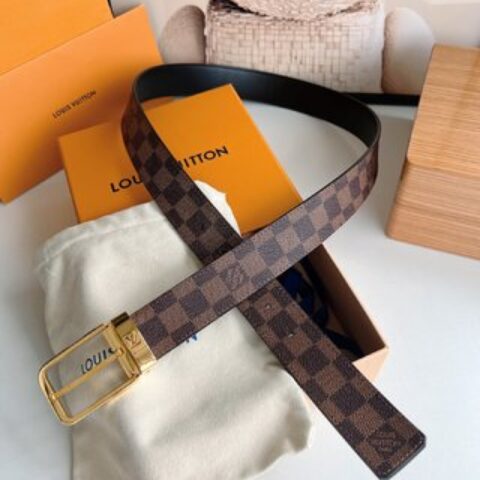 LV/路易威登   老花仔料的针式腰带35mm宽度