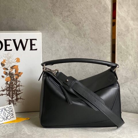 LOEWE Puzzle 30CM bag 中号几何包 0160平纹黑色/银金属